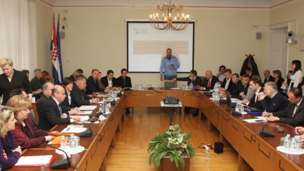 Održan okrugli stol „Građani kreiraju lokalni proračun“