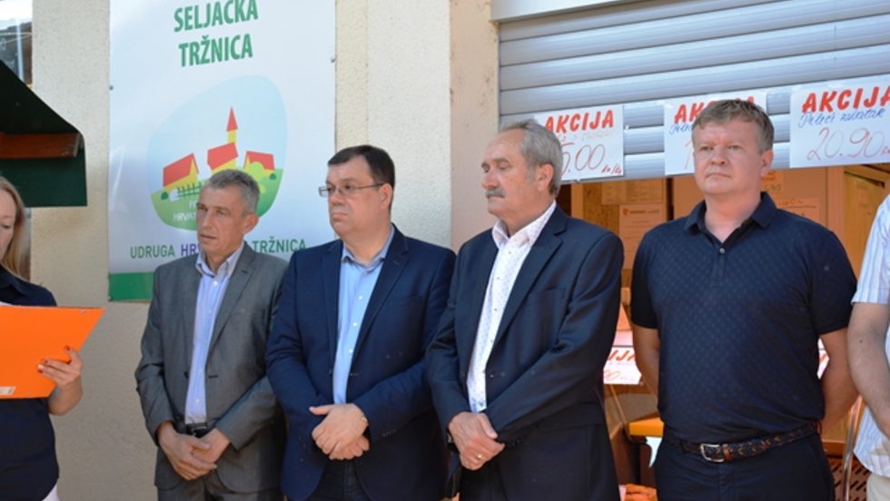Župan Bajs uručio certifikate poljoprivrednim proizvođačima