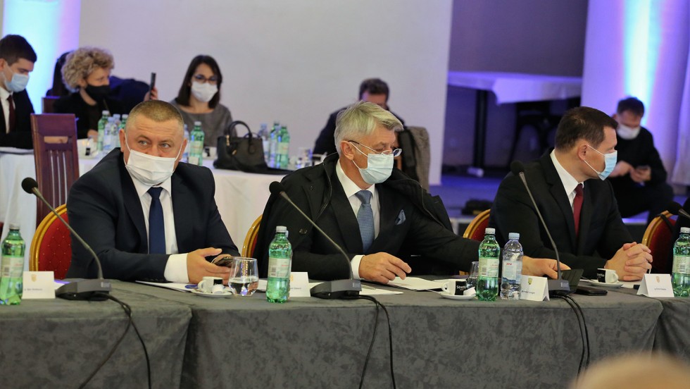 Premijer Plenković sa županima o obrazovanju, demografiji i linijskom prijevozu
