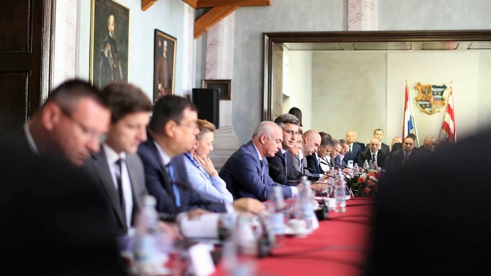 4. sastanak Vlade sa županima