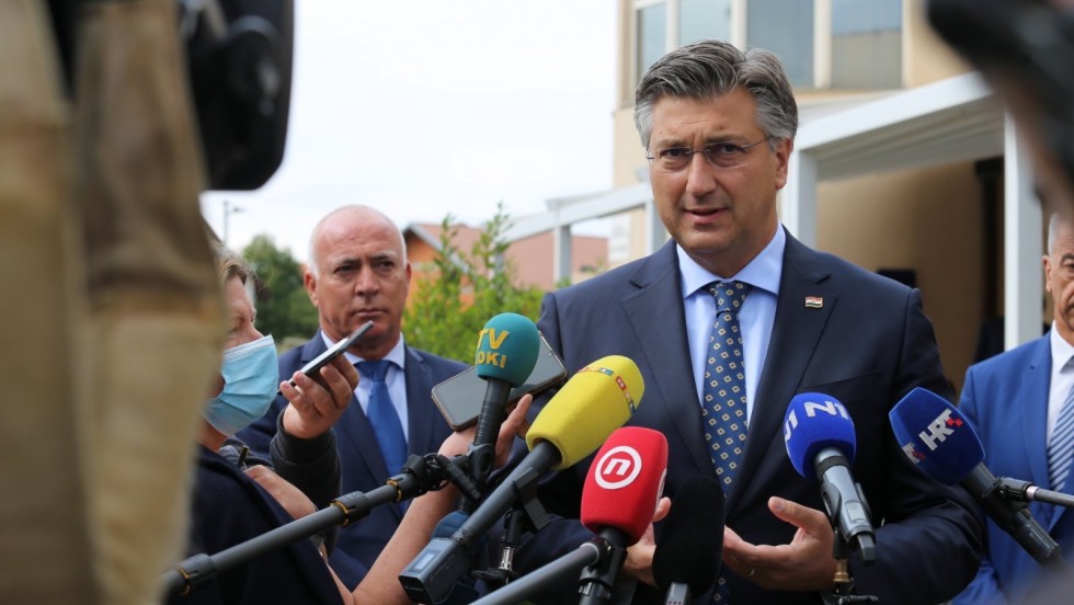 Premijer Plenković sa županima u Gospiću: Nastavljamo raditi na decentralizaciji