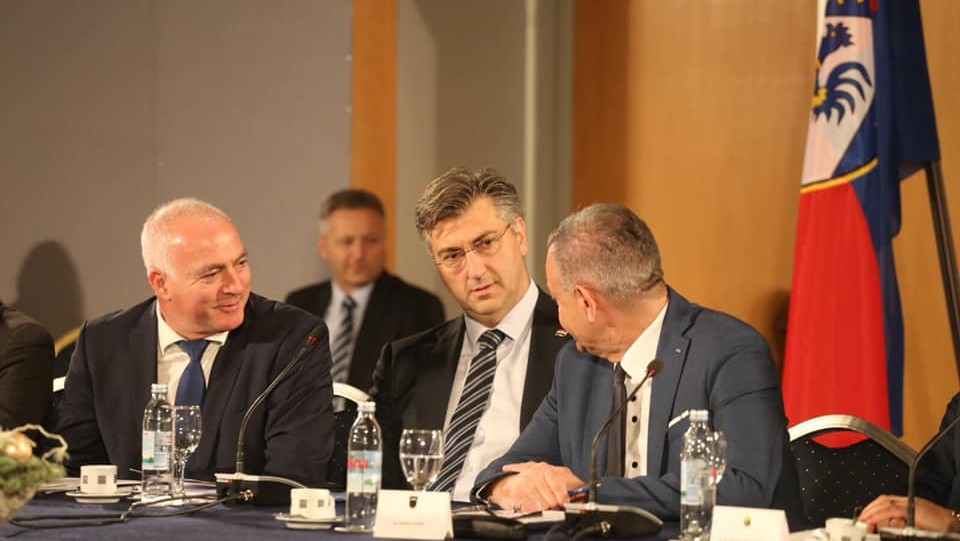 Potpisani Sporazumi o povjeravanju poslova ureda državne uprave županijama