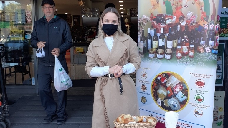 Dani Slavonije u Makarskoj