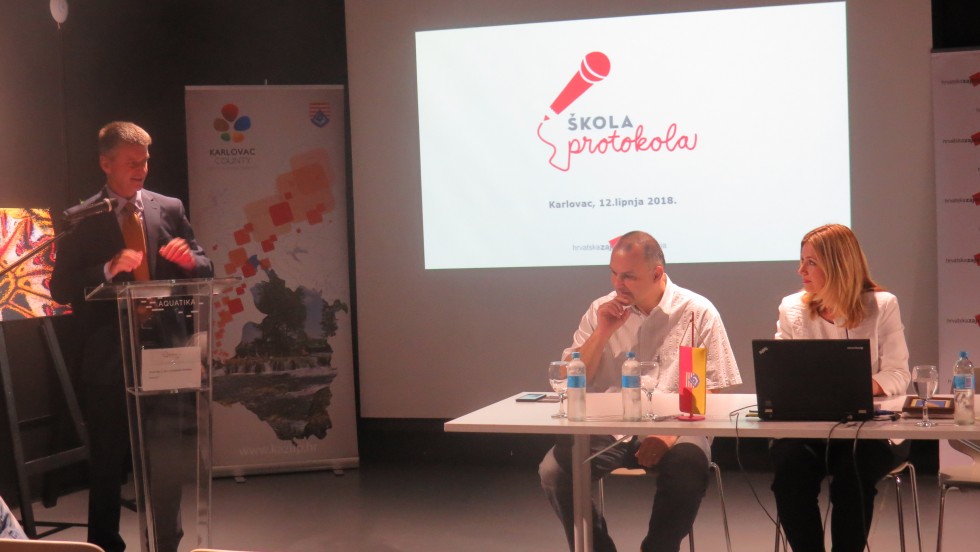 Škola protokola održana u Karlovcu