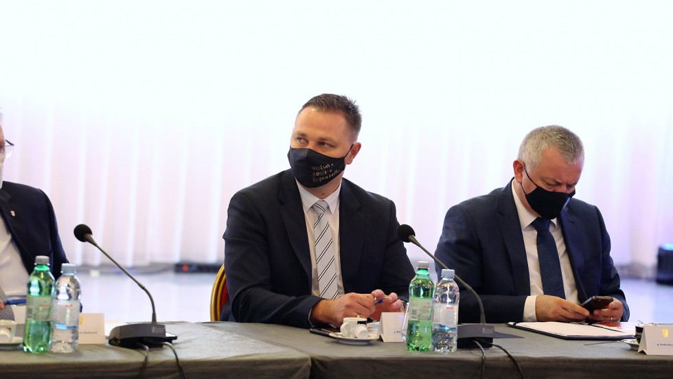 Premijer Plenković sa županima o obrazovanju, demografiji i linijskom prijevozu