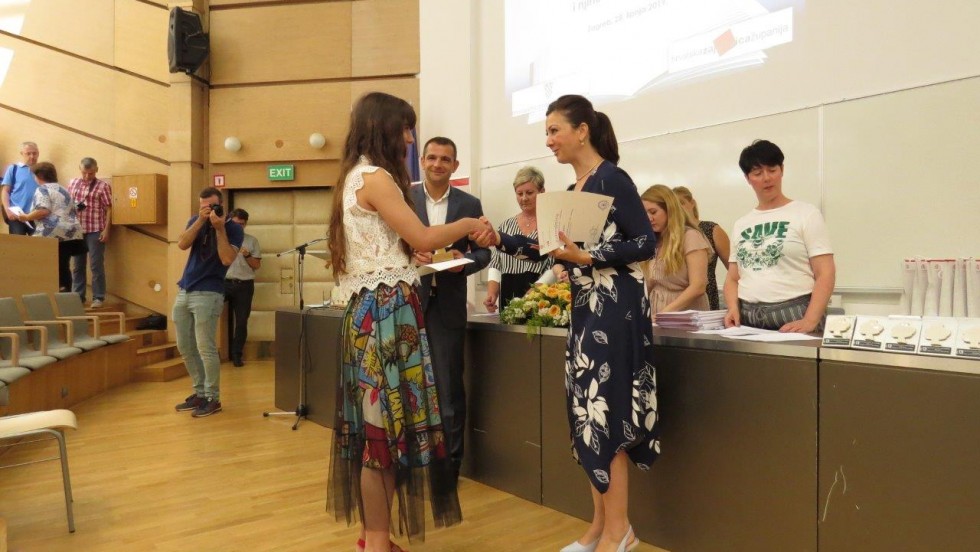 Oskare znanja primilo 300 učenika