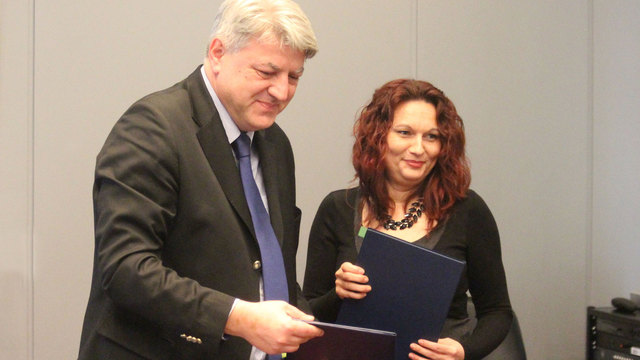 Primorsko-goranska županija potpisala Ugovor o financiranju Programa "Zdravstveno-rekreativni kamp za djecu iz Vukovara i djecu oboljelu od cerebralne i dječje paralize u 2016. godini"