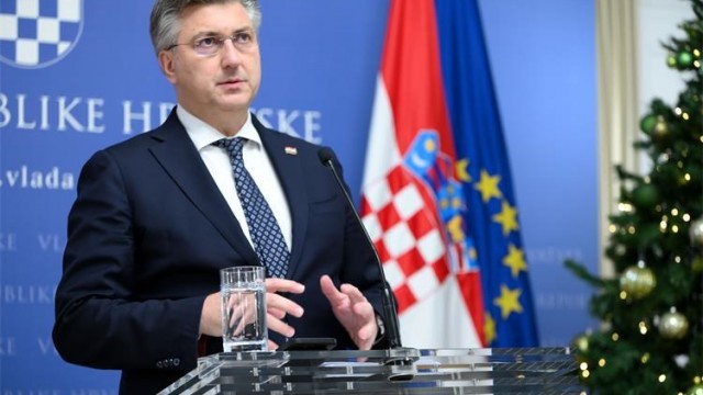 Plenković: Ovo je velika godina isporuke - od Pelješkog mosta do uvođenja eura, a sada i Schengena