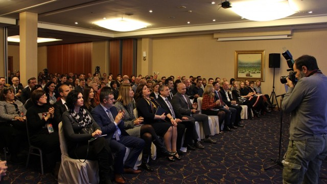 Energetska obnova zgrada i korištenje obnovljivih izvora energije u zgradama javnog sektora