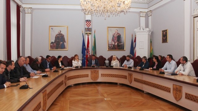 Projekt ,,Znanjem do zaposlenja''