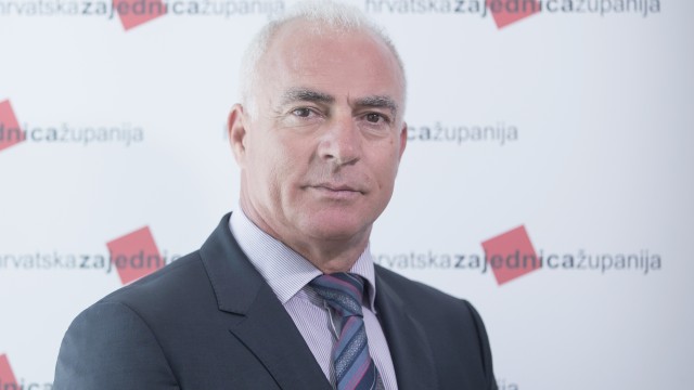 Božićna čestitka predsjednika Hrvatske zajednice županija Gorana Pauka