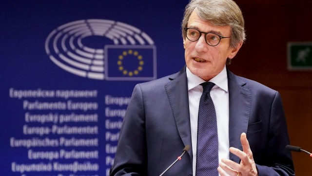 Sassoli poručuje da se u jeku borbe protiv koronavirusa demokracija ne smije zaustaviti